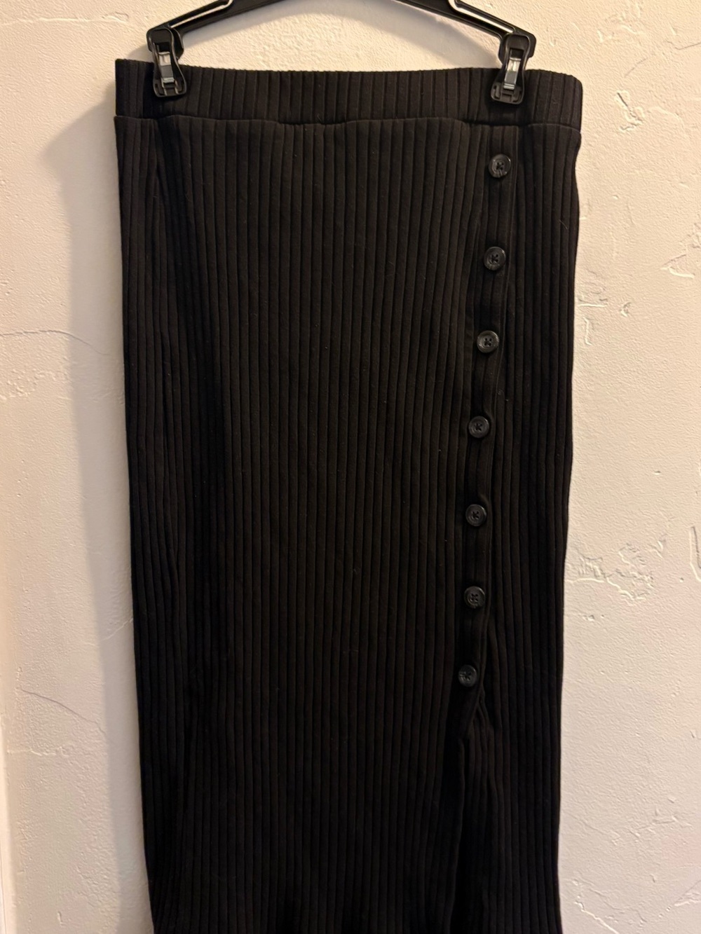 Black Ribbed Button-Front Women's Midi Skirt